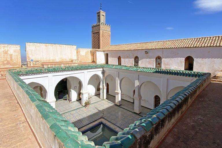 Cezayir'in Tilimsan şehrinde Sîdî Ebû Medyen külliyesinin medrese avlusu
