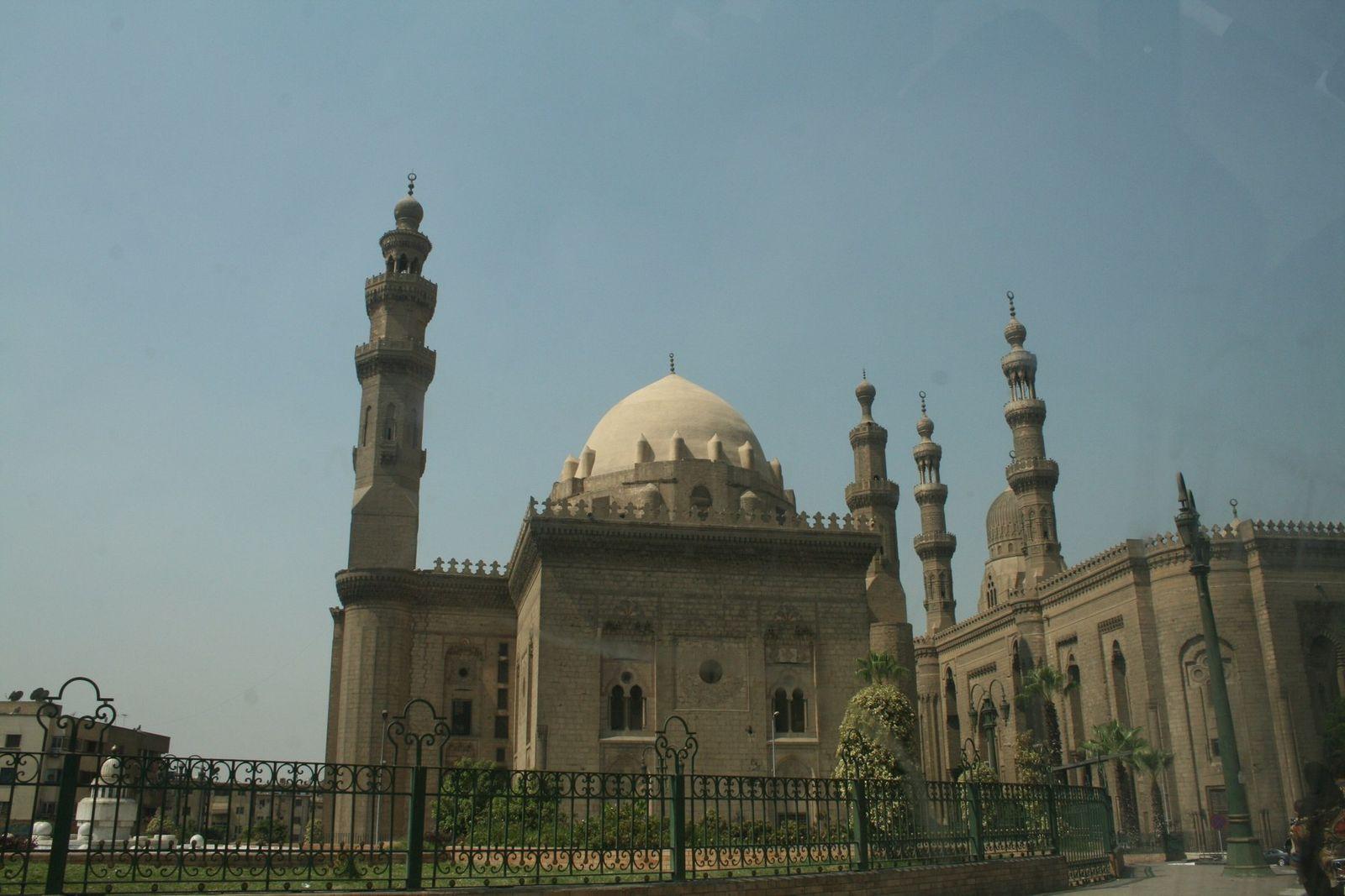 Kahire'deki Sultan Hasan Camii